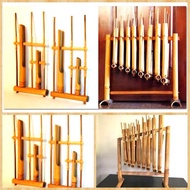 Angklung 1 Oktaf Isi 8 Set Penyangga Tbk