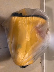 黃色鋼頭安全水鞋
