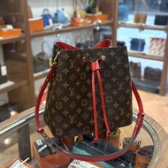 限時特價,閑置品,LV水桶袋 NEONOE MM MONOGRAM帆布 啡色/紅色 M44021 MI3230