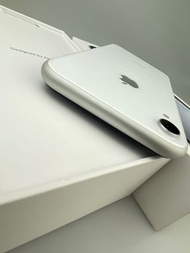 iPhone XR 64g white