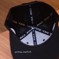 SC8 Any4r Hat SNAPBACK RVCA. Va 100%ORI IMPORT / RVCA CAP / Heart - Black $E>