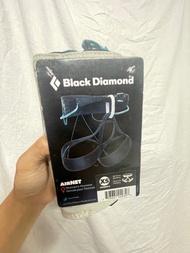 全新  手掌size Black Diamond Airnet  超細超輕 女士攀岩安全帶 XS 66-74cm 腰 235 gram從未用過