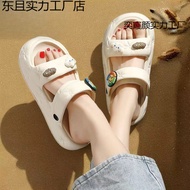 selipar perempuan sandal perempuan sandals for women Sports Outfit Essential: Thick-Soled High Heel 