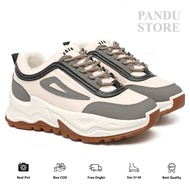 Sepatu Sneakers Sport Wanita Fashion Trendy KPOP