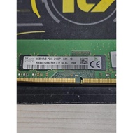 SK Hynix 4GB DDR4 SDRAM desktop memory module (RAM).