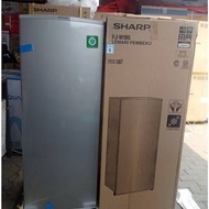 Freezer Sharp 8 Rak FJ-M195N-SS / 195NSS (Freezer Pembeku Es Batu)