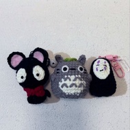 Knot a Bow - Keychain Studio Ghibli