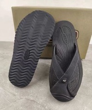 keen BARBADOS系列 涼鞋 拖鞋戶外沙灘鞋  黑色