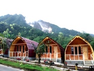 Penginapan puncak Dua Mitra RedDoorz