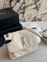 ✨YSL saint laurent niki 做舊復古牛皮革鏈條單肩手提包 中號 女款 白色