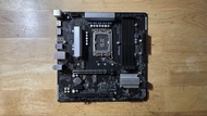 ASRock B660M Phantom Gaming 4 主機板，不知好壞，冇CPU試