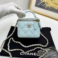 【99❤️】Chanel 手提小盒子 化妝包 湖水藍金扣  手袋 斜挎包