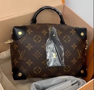 高價收：名牌手袋 手袋 舊手袋 腰包 二手手袋 單肩包 斜挎包 LV 水桶包 錢包 包包 手提包 二手手袋 包包 中古包 舊手袋 LV腰包 愛馬仕Hermès 路易威登LV 香奈兒CHANEL 普拉達
