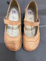 知名品牌DK DR.KAO空氣娃娃鞋37