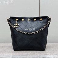 CHANEL25p Gold Coin Hippie Bag