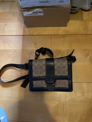 Coach 斜孭袋