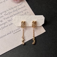 Avon 雅芳淡金色迷你電話耳夾