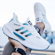 รองเท้าผ้าใบผู้ชาย  รองเท้ากีฬาผู้ชายระบายอากาศแบบสบาย ๆ สีขาวใหม่รองเท้าวิ่งน้ำหนักเบาพิเศษ Men's S