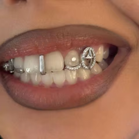 Hip-Hop Style Fashionable Cross With Full Diamonds, Tooth Accessories. Hip-Hop Rap Style. Festival P