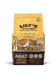 英國LILY'S KITCHEN 無穀物農場滋味餐狗糧 2.5KG(適合6個月大以上) ✅ 31% 雞肉  8% 鴨肉  30% 甜薯  ✅ 無穀物、美味又完整的食譜，其中包括新鮮烹製的雞肉和鴨肉，十