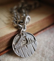 古董HMV 留聲機小狗 His Masters Voice 紀念手鍊 A83