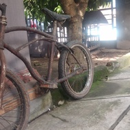 (Bekas) Sepeda Low rider