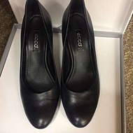 38號 ECCO 舒服高跟鞋