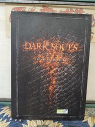 【府城舊冊店】&lt;畫集&gt;DARK SOULS THE ART OF THL SOUL ~黑暗靈魂 1~書況如圖