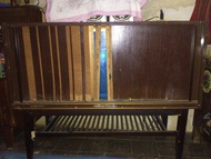 TV KUNO MERK SHARP 24 INCHI (layar hitam putih)