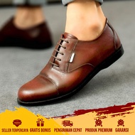 DOLCIMOD - Sepatu Kulit Pria Casual Kerja Kantor Cibaduyut Acara Resmi Formal Pesta Mewah Terbaru Mo