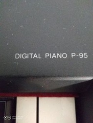 Yamaha P-95 電子琴