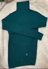 a’ la sha 綠色合身高領針織上衣