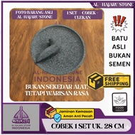 28 CM ORIGINAL STONE MORTAR + PESTLE SET