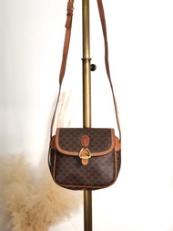 【日本直送 名牌中古包】CELINE 經典老花馬車圖騰 側背包 棕色 PVC 皮革 vintage vintage shop solo