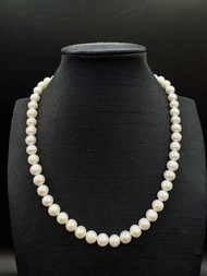 สร้อยคอไข่มุกน้ำจืดธรรมชาติ ปรับขนาดและสีของตัวล็อคได้ตามต้องการ สร้อยคอพร้อมส่งภายใน 1-2 วัน Natura