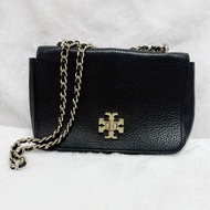 ❤️尋找愛它的主人❤️Tory Burch黑金旋轉扣鏈條斜背包 肩背包 woc