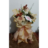 Mother's day flower Boquet, comes in a big box