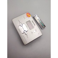 Aiwa RX818 Cassette Walkman (Japan Version), Auto Radio + Dolby + S-BASS Heavy Bass, Auto Reverse