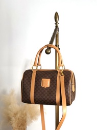 【VintageShop solo 日本直送 中古包】CELINE 經典馬車 LOGO 壓紋 PVC 迷你波士頓包 兩用斜背包 - 棕色 yx8uet