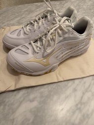 Mizuno Wave Claw White Gold Badminton Shoes