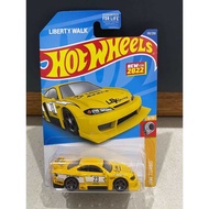 Xe mô hình đồ chơi Hotwheels 1:64 - LB super Silhouette Nissan Silvia (S15)