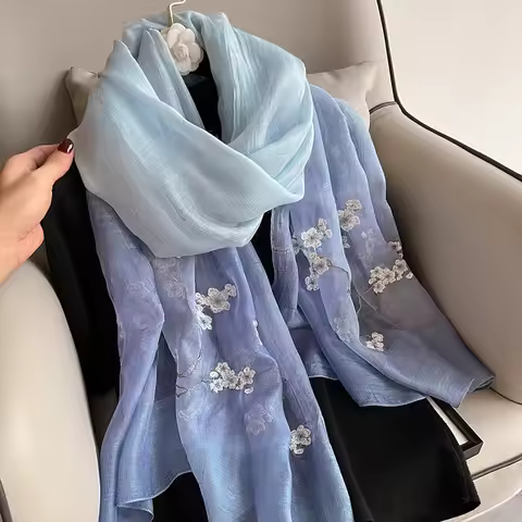 Vintage Floral Embroidered Gradient Silk Wool Scarf for Women, Retro Cheongsam Pashmina Shawl, Palac