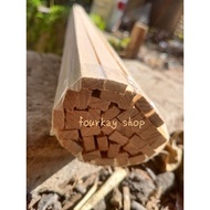 List of wood measuring 1 x 0.5 cm x 100cm Acacia wood contains 5 pcs