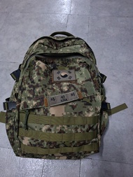 韓國，南韓軍花崗岩迷彩35L背包。