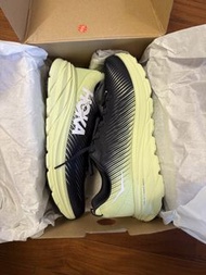 Hoka Rincon 3 男士跑鞋