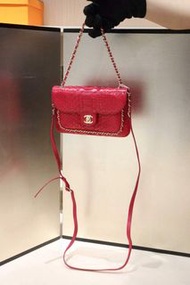 Chanel 紅色蟒蛇皮鏈條包