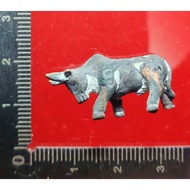 Wua tanoo 挡降牛
Luang phor saran

Wat dong noi

Lopburi

Nur chanuan 混合老铜材料

佛历be 2558