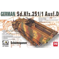 CLUB AFV 35063 De 251/1D Type Half Track Personnel Carrier 1/35