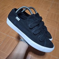 WSTAR Black Sticker Size 44/28