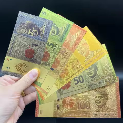 6pcs a Set Malaysia Gold Foil Golden USD Plastic Playing Money Banknotes Props Crafts Collective Gif